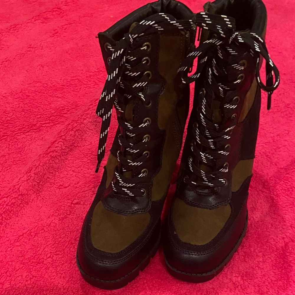 Rogue Olive Green and Black Lace-Up Combat Boots